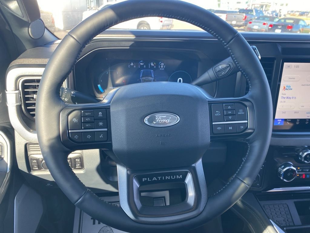 New 2026 Ford F350 Platinum w/ FX4 Off-Road Package image 30