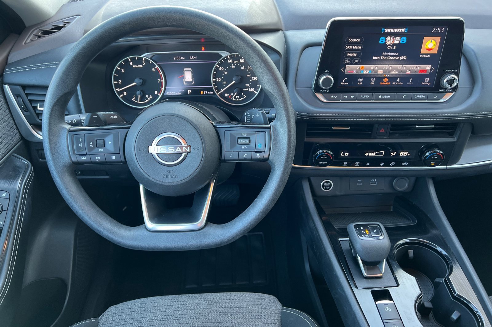 Used 2023 Nissan Rogue SV image 19