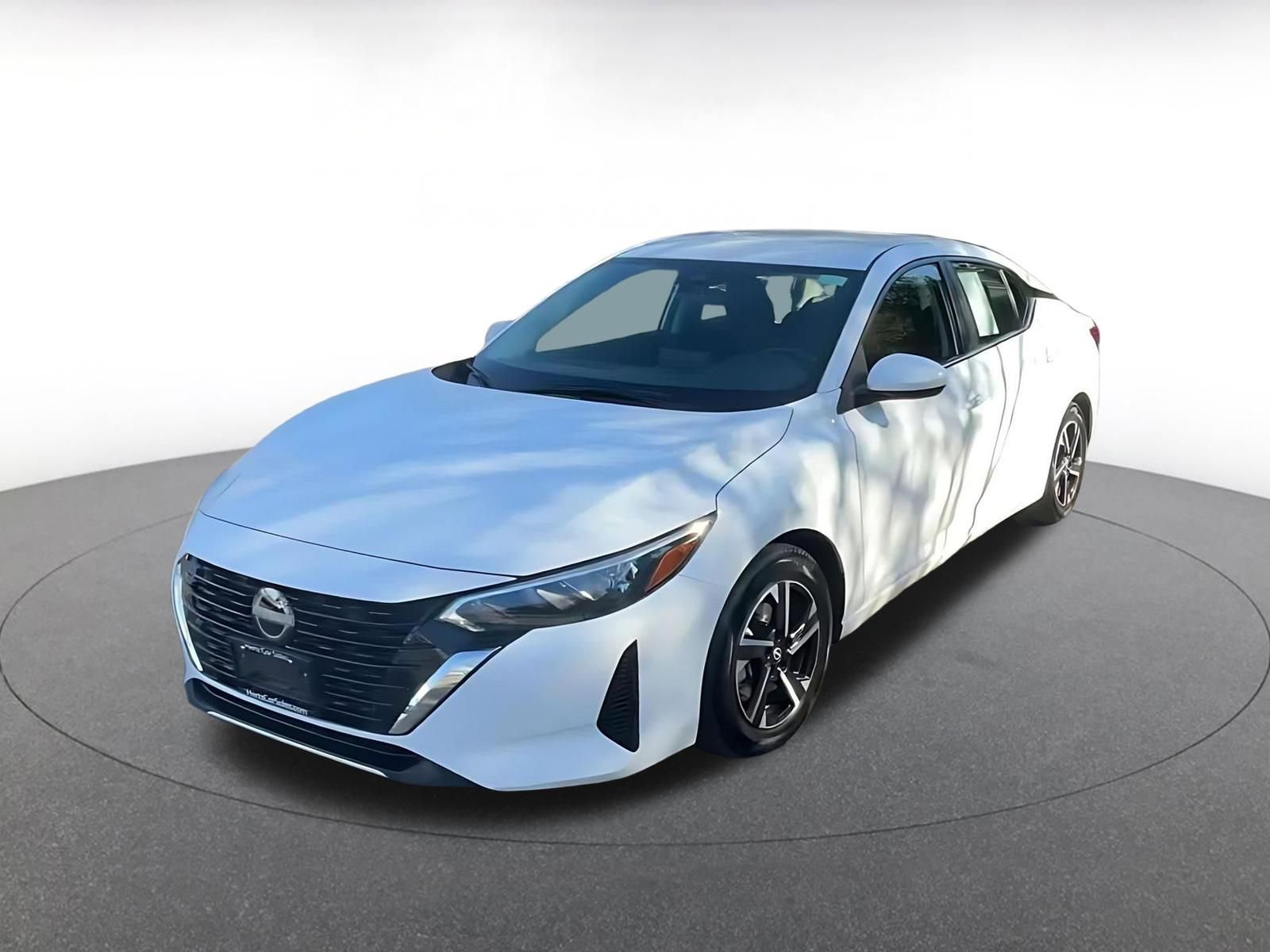 Used 2025 Nissan Sentra SV image 7