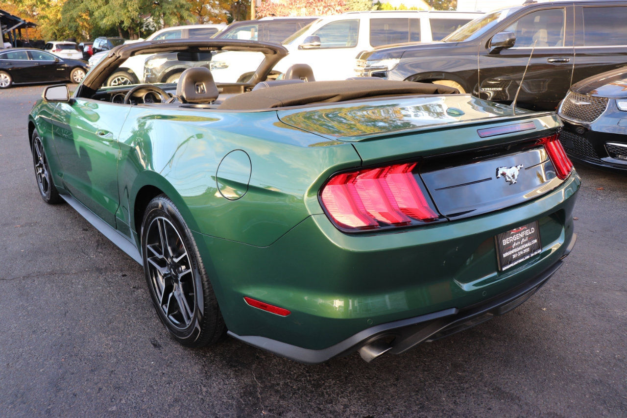 Used 2023 Ford Mustang Premium image 3