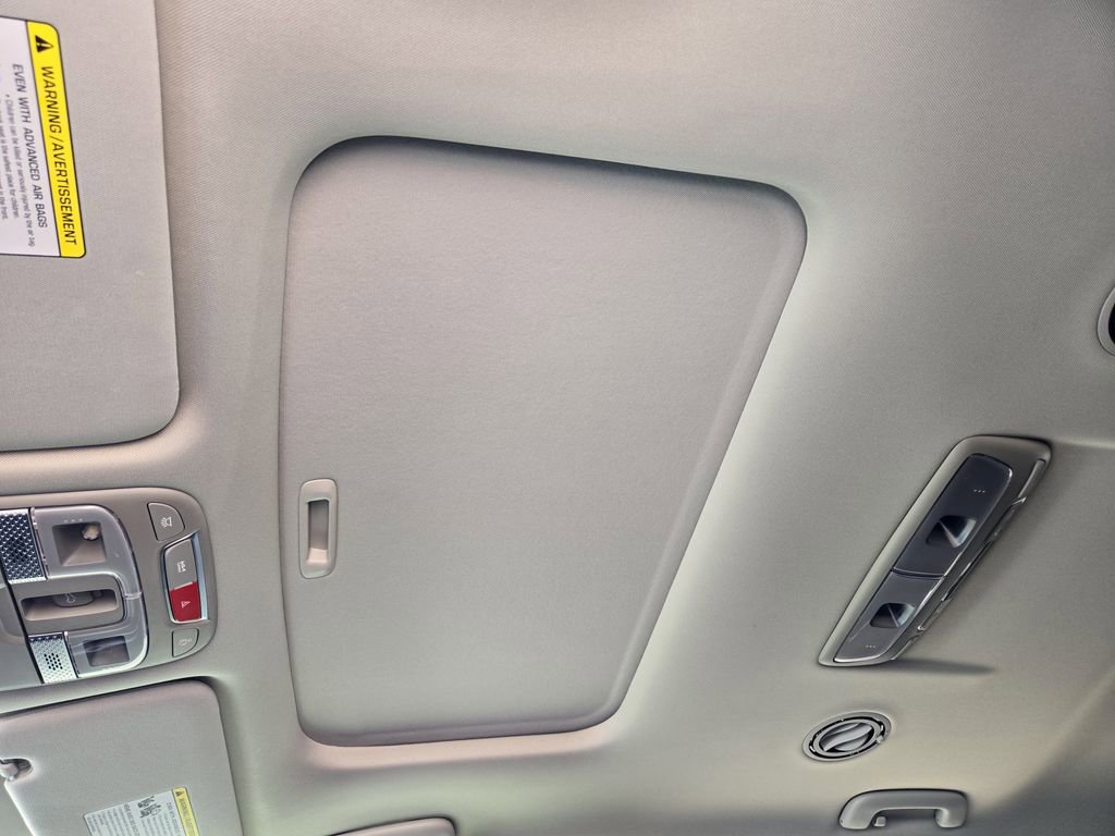 Used 2025 Kia Telluride S image 21