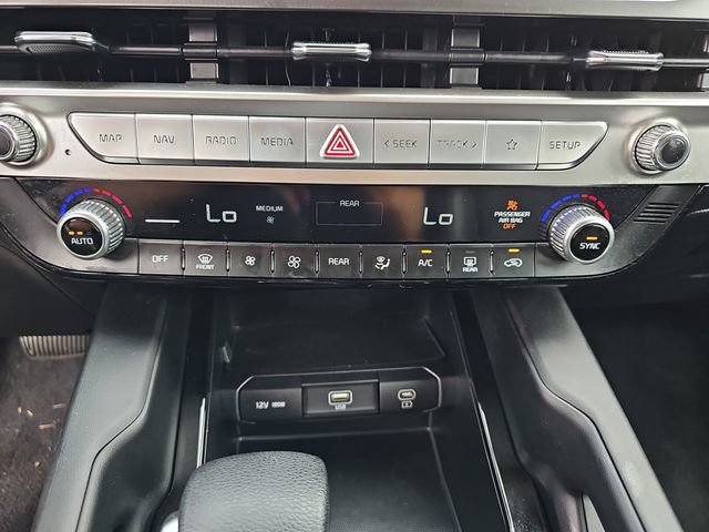 Used 2023 Kia Telluride LX AWD/4WD image 29