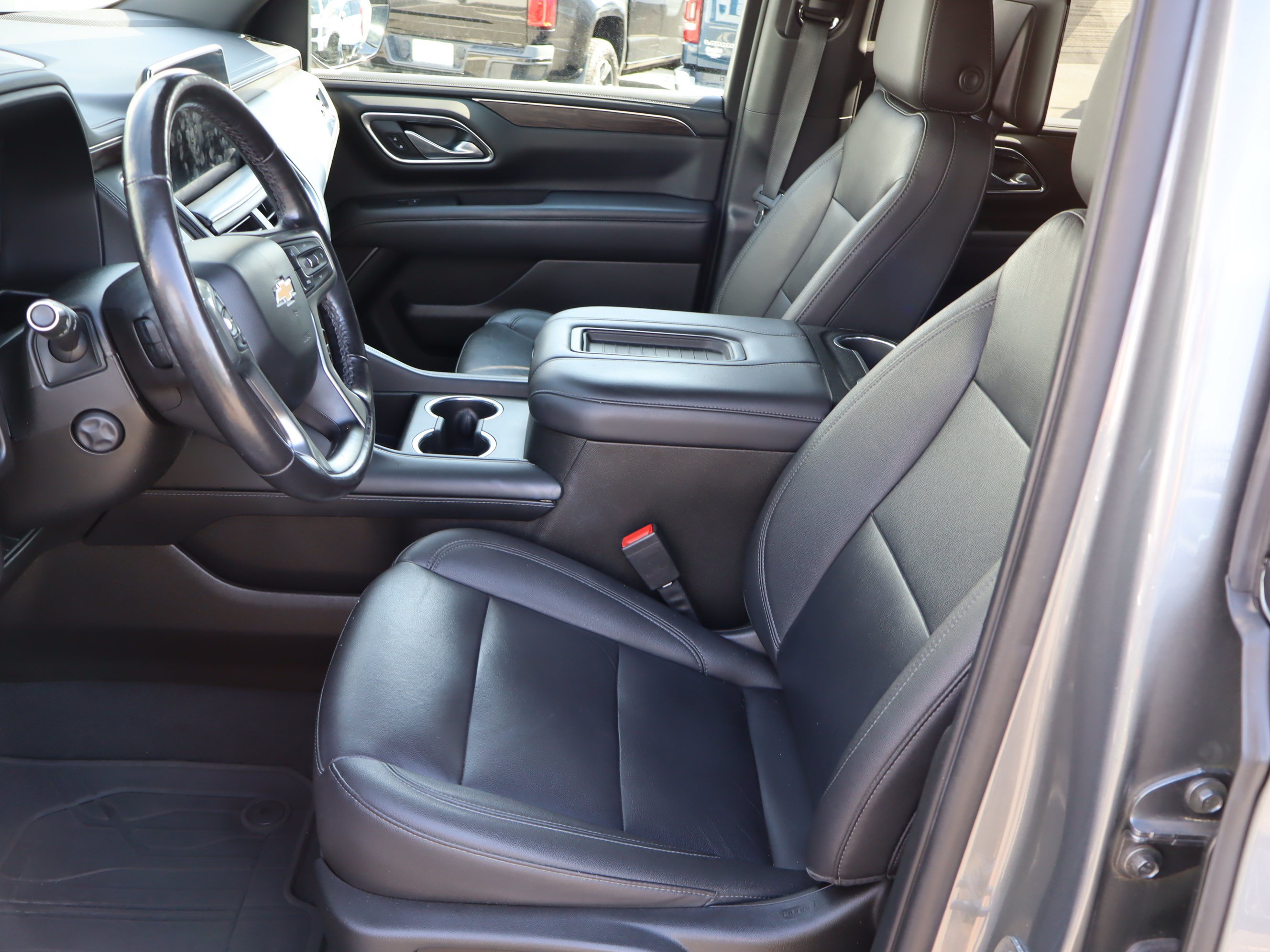 Used 2022 Chevrolet Tahoe LT w/ LT Signature Package AWD/4WD image 19