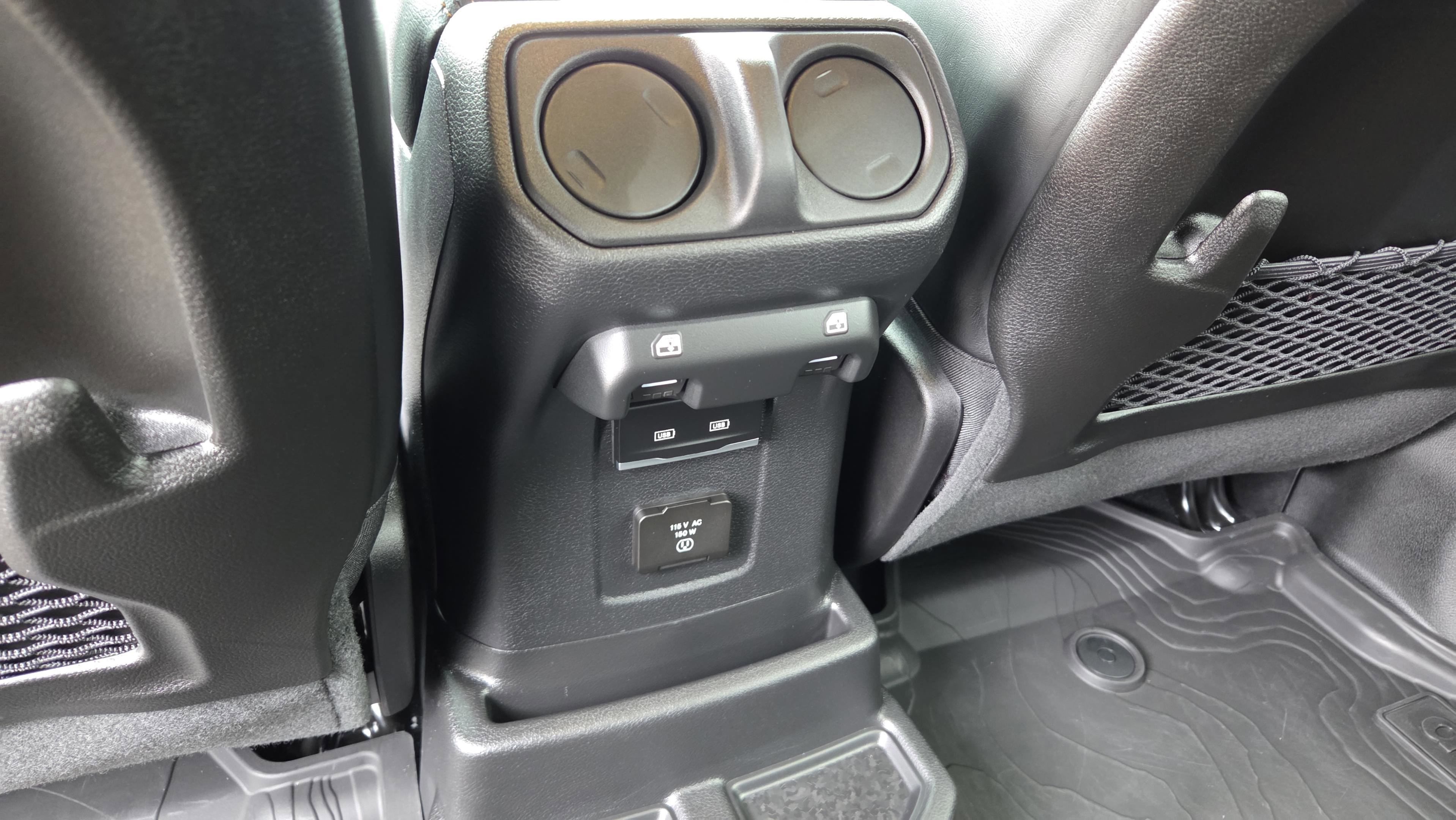 Used 2025 Jeep Wrangler Unlimited Rubicon 392 image 14