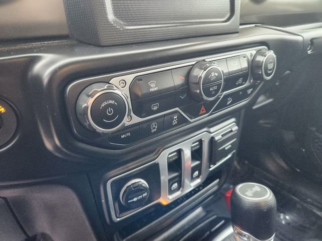 Used 2020 Jeep Wrangler Sport AWD/4WD image 13