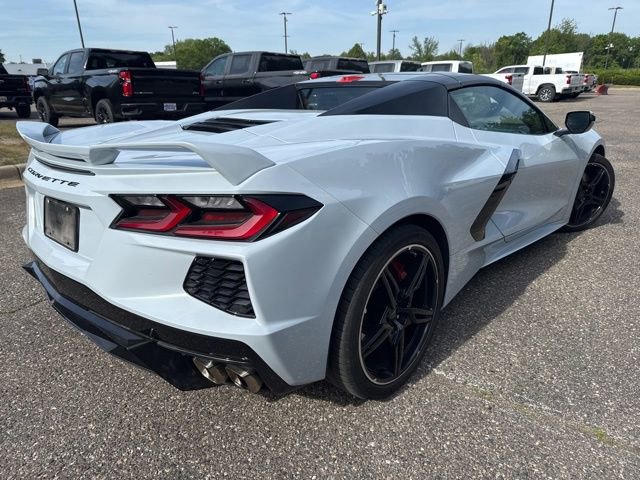 Used 2021 Chevrolet Corvette Stingray Premium Conv w/ Z51 Performance Package RWD image 3