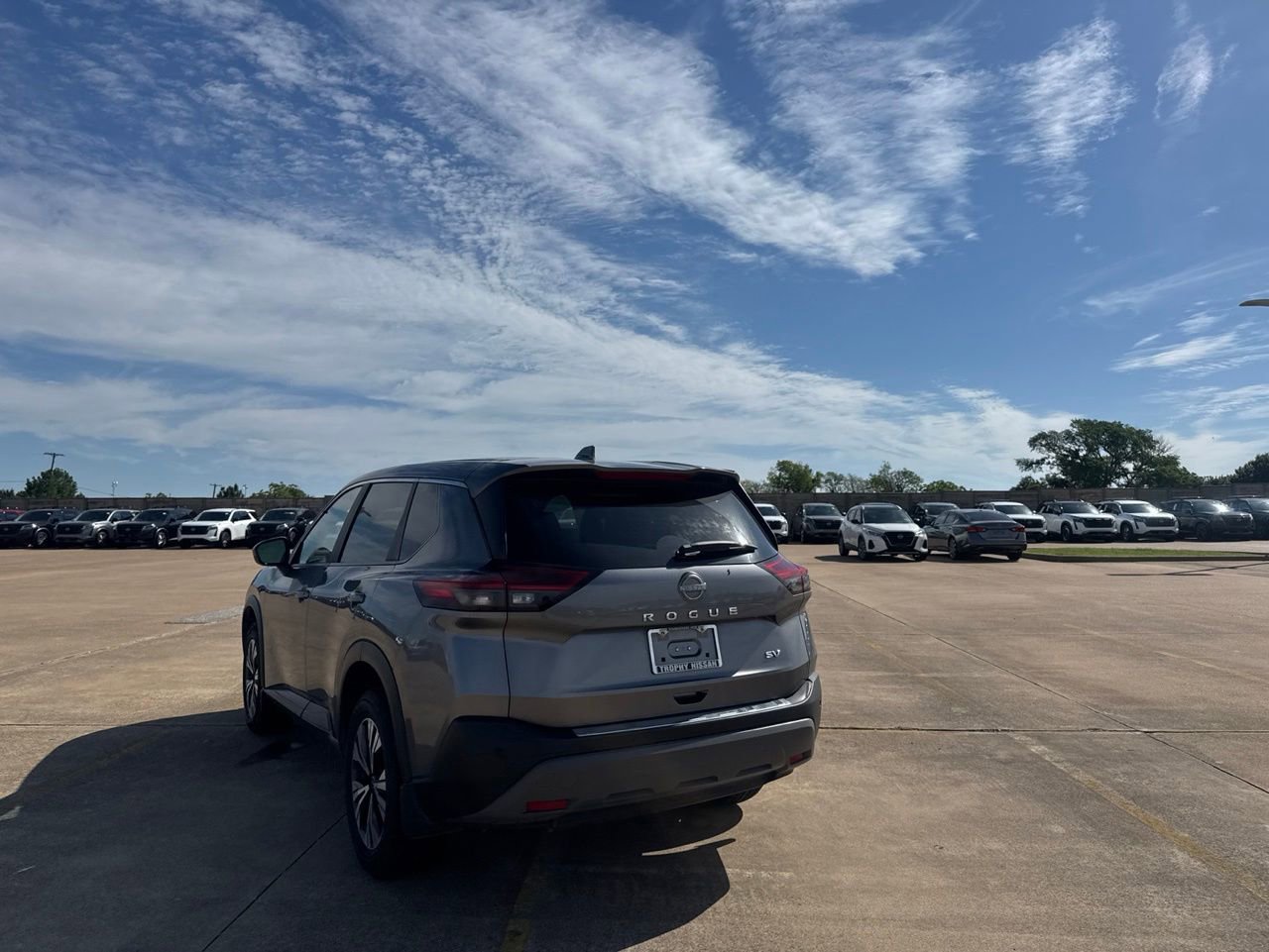 Certified 2023 Nissan Rogue SV FWD image 17