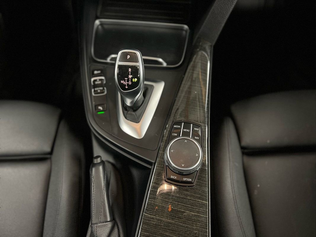 Used 2018 BMW 330i xDrive Wagon image 35