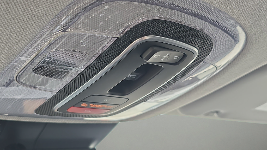 New 2026 Hyundai Elantra Limited FWD image 26