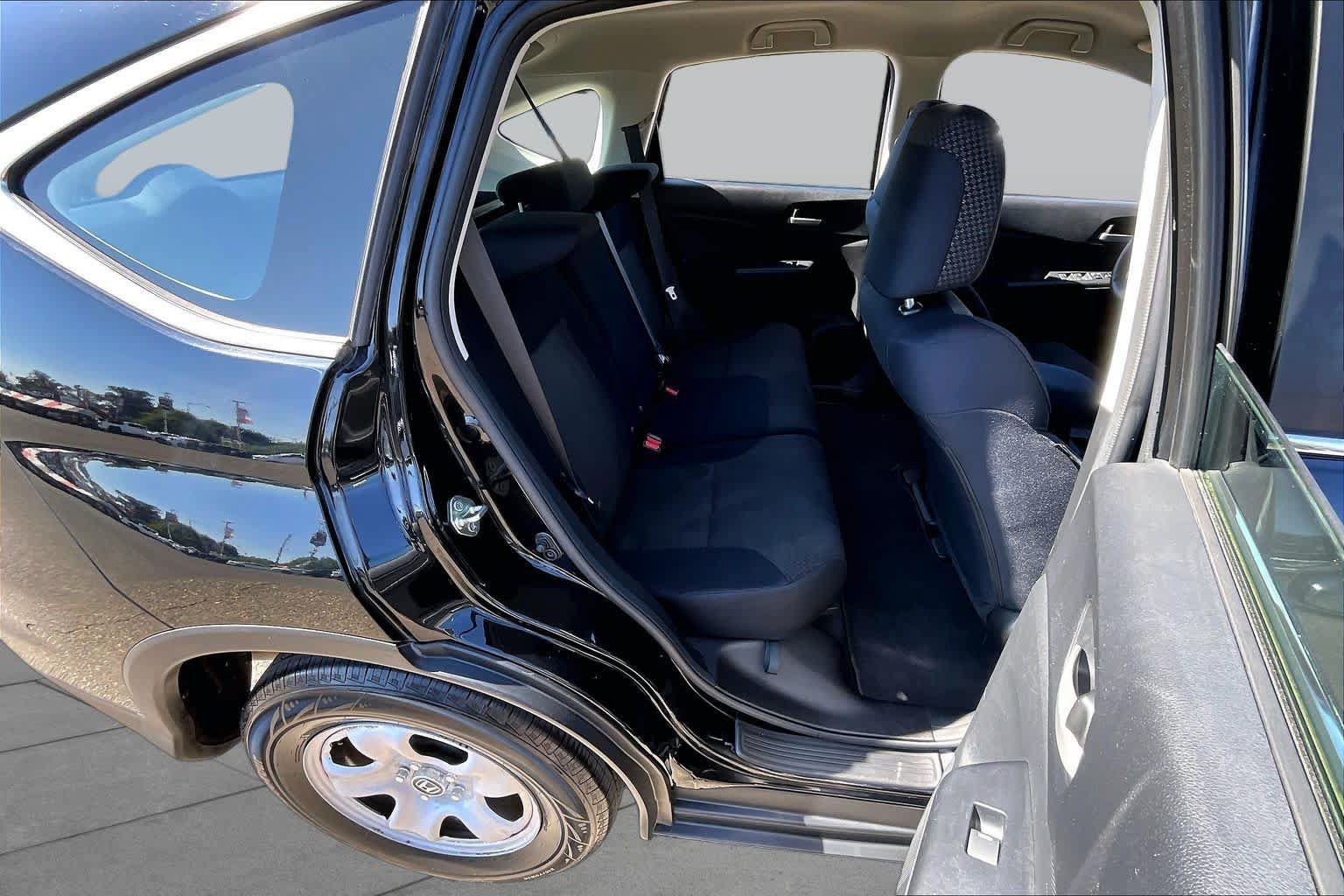 Used 2016 Honda CR-V LX image 19