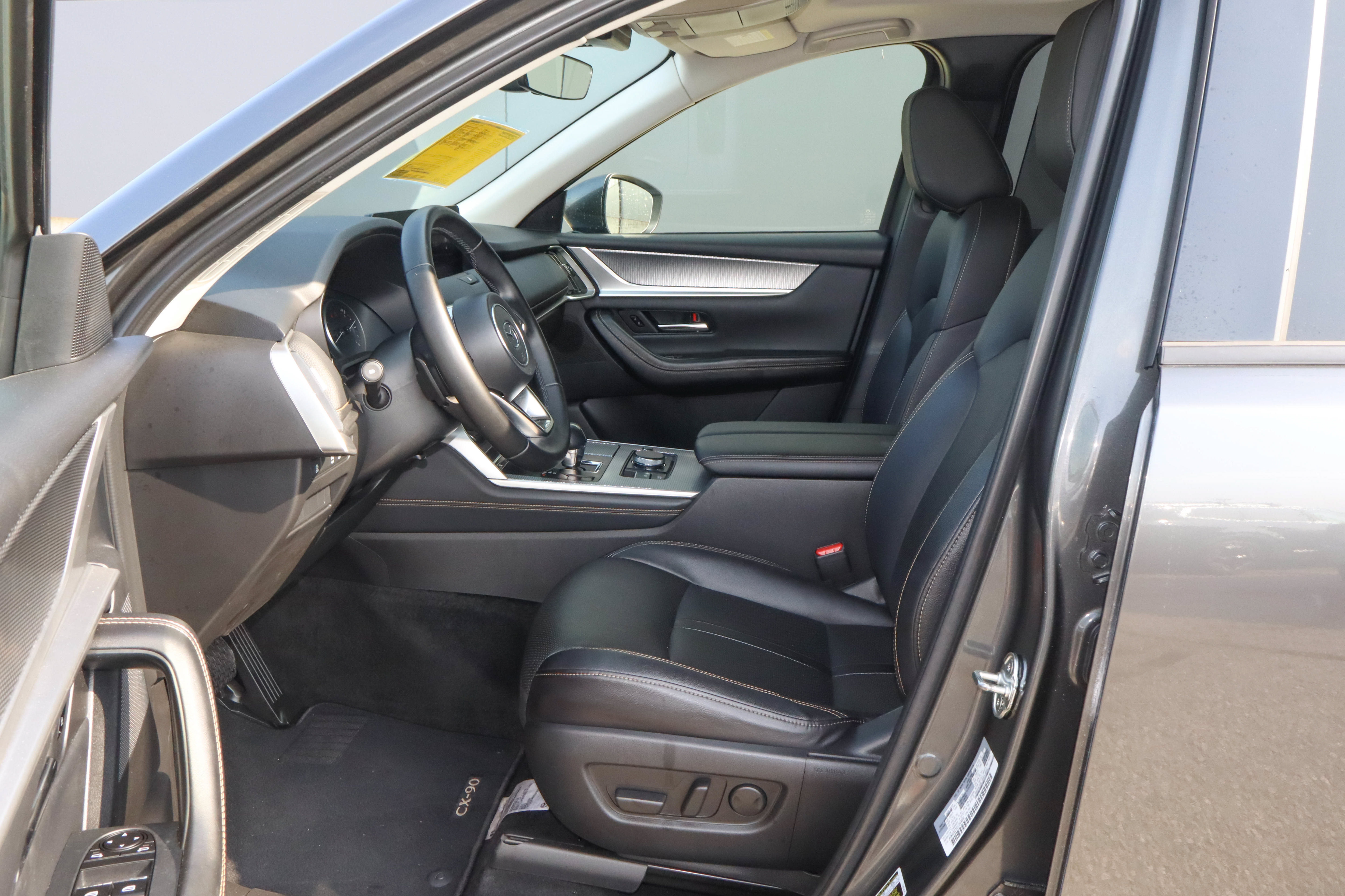 Used 2025 MAZDA CX-90 3.3 Turbo w/ Preferred Package AWD/4WD image 7