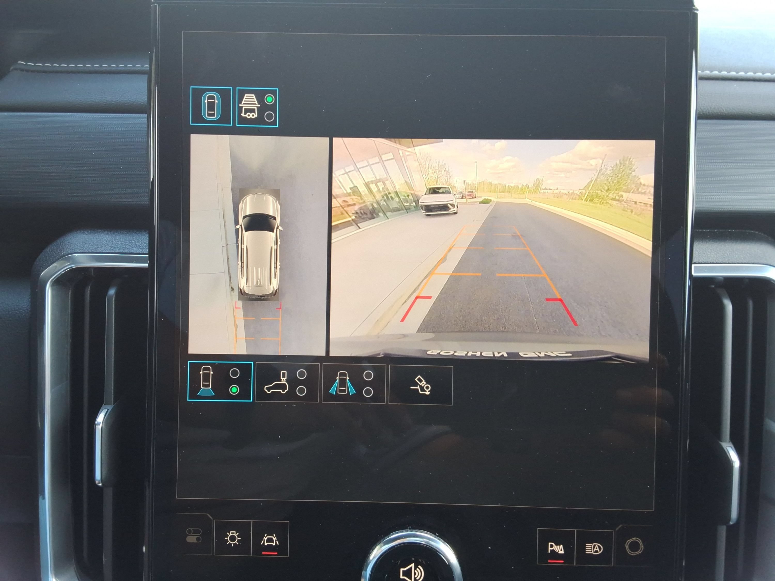 Used 2026 GMC Acadia Elevation FWD image 16