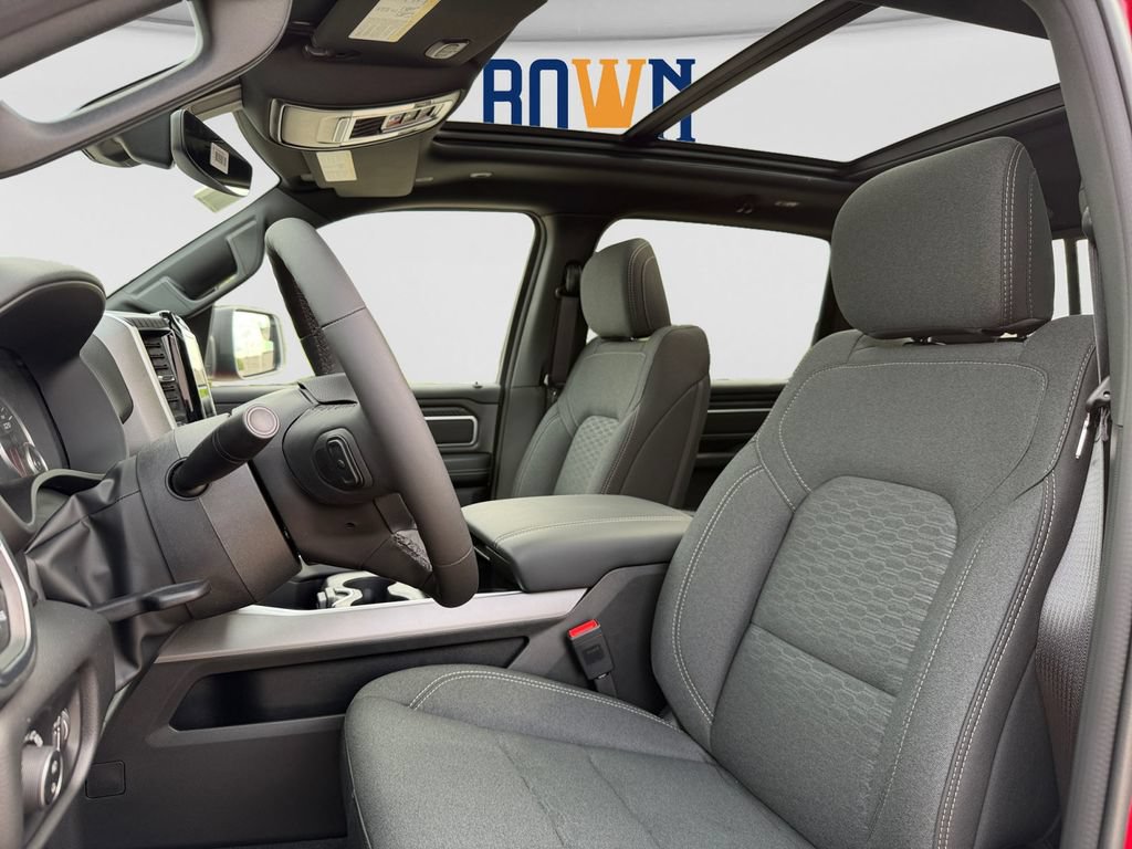 New 2026 RAM 1500 Big Horn AWD/4WD image 17