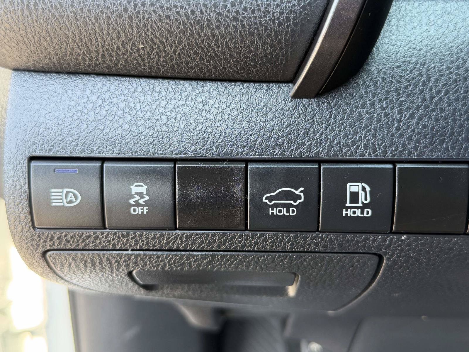 Used 2024 Toyota Camry SE FWD image 21