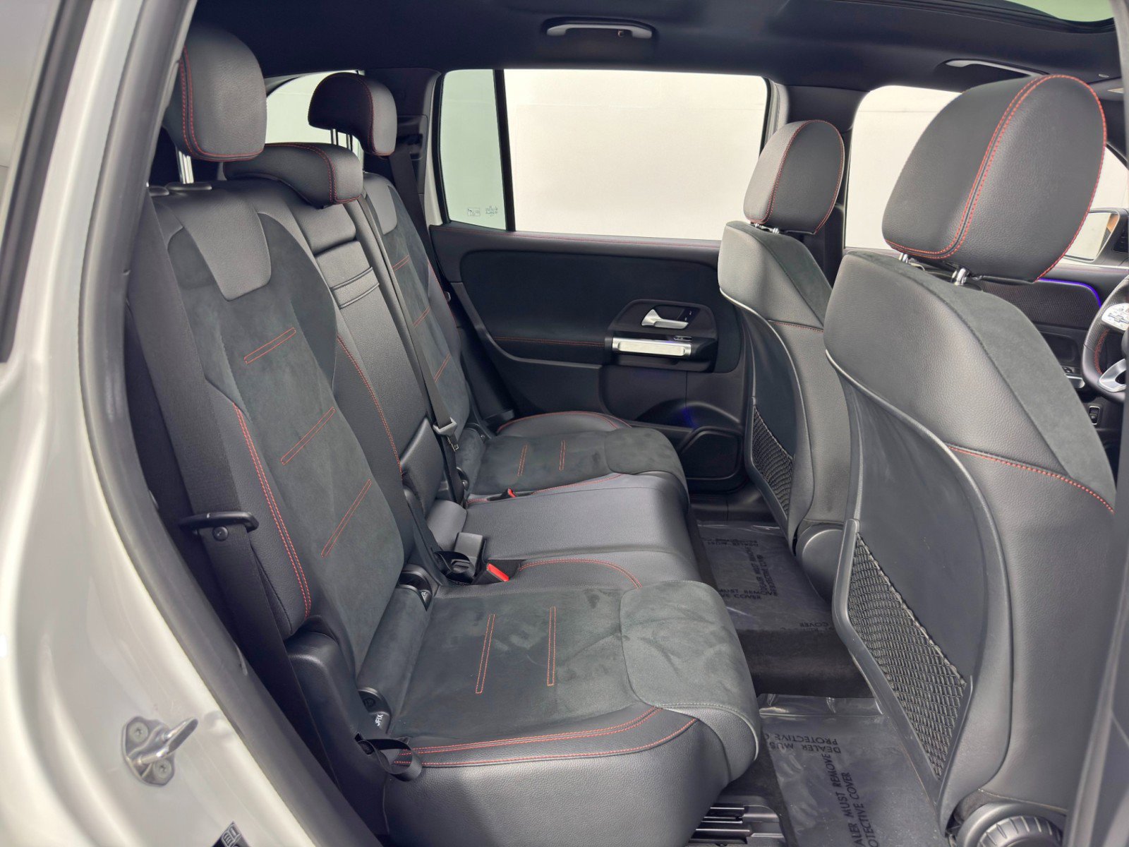 Used 2022 Mercedes-Benz EQB 350 4MATIC image 40