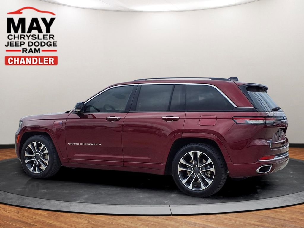 Used 2022 Jeep Grand Cherokee Overland w/ Advanced Protech Group III image 16