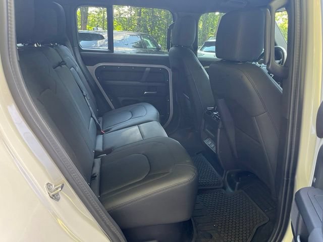 Used 2026 Land Rover Defender 110 S AWD/4WD image 13