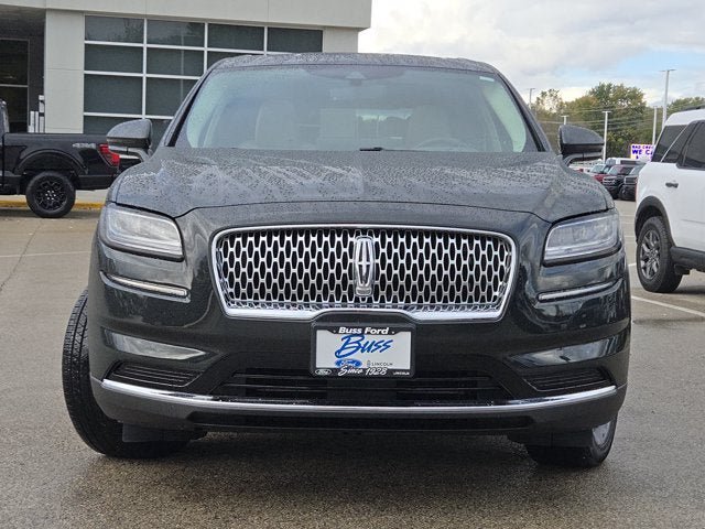 Used 2023 Lincoln Nautilus Reserve AWD/4WD image 2