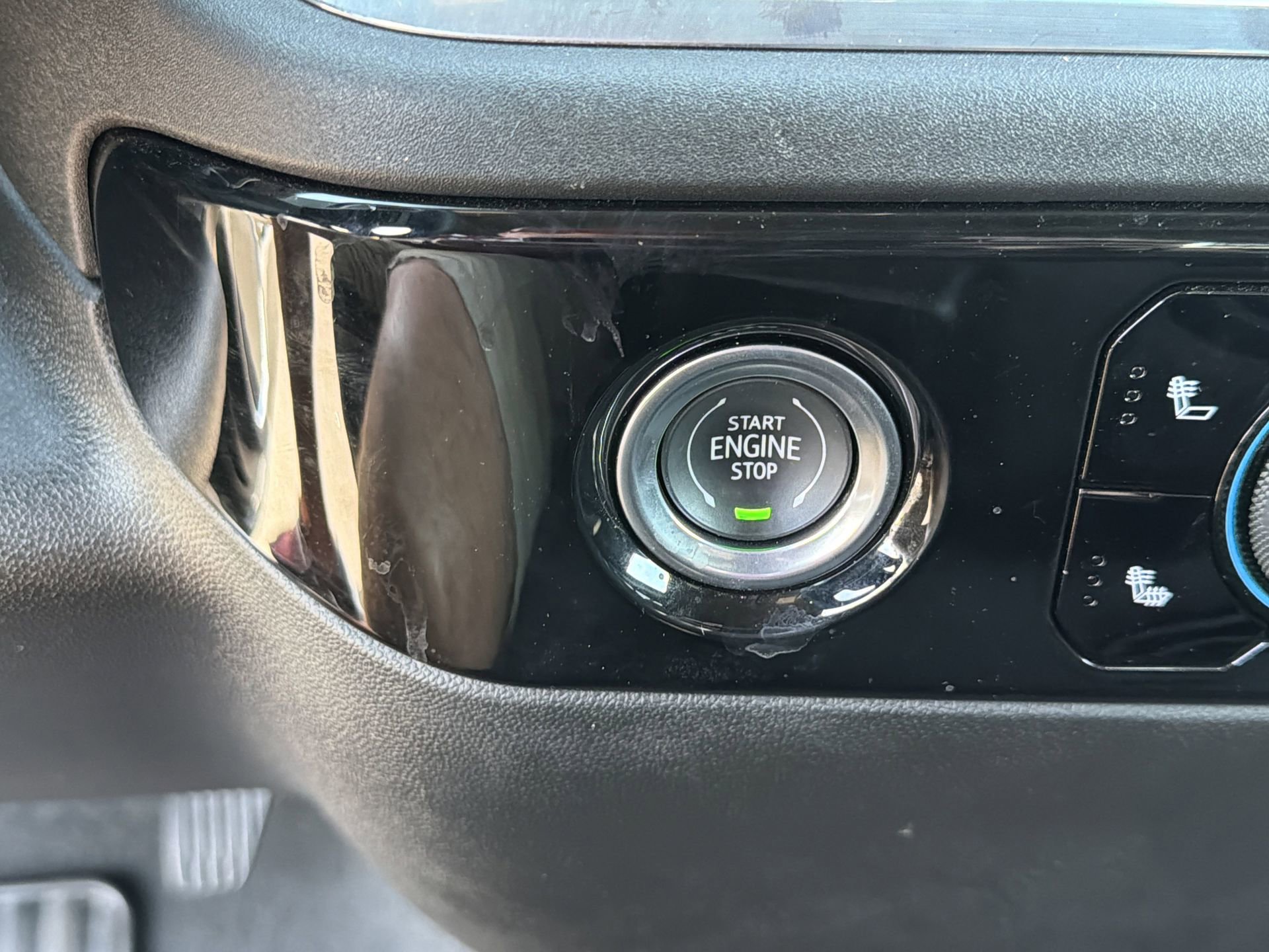 Used 2024 Chevrolet Silverado 1500 LT image 7