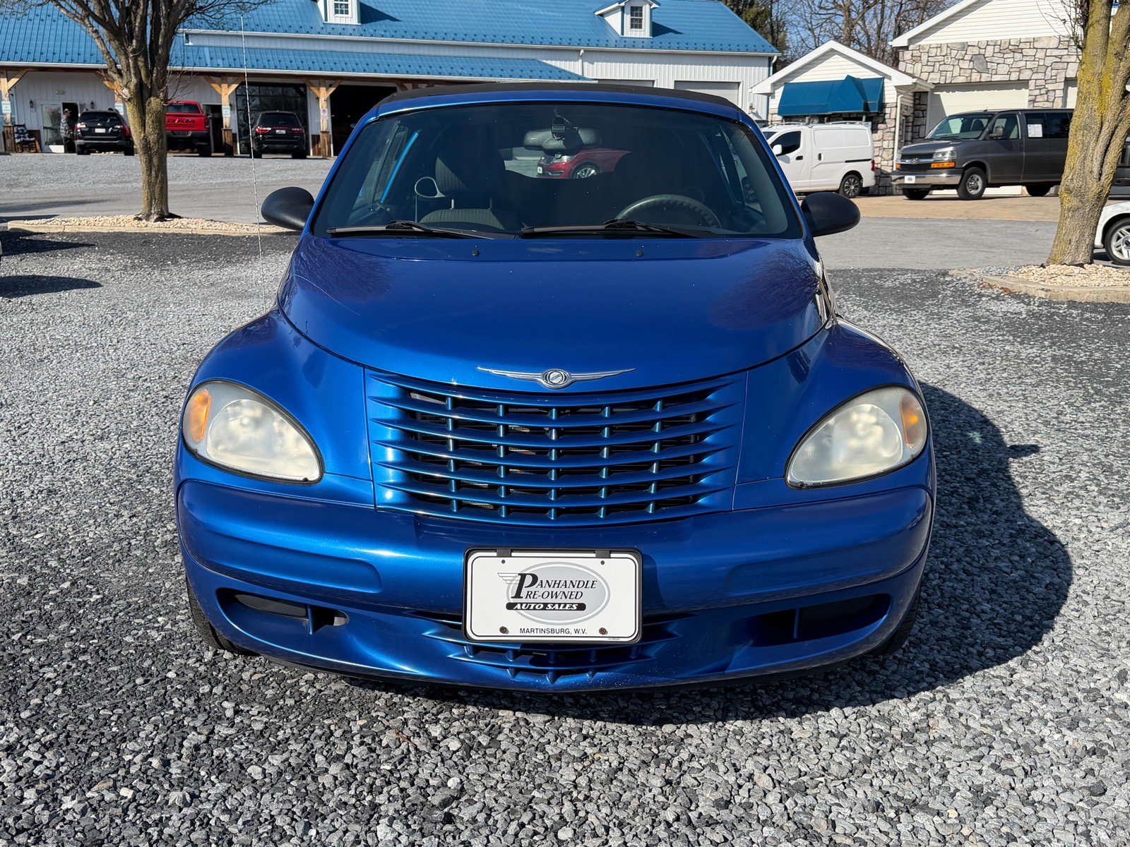 Used 2005 Chrysler PT Cruiser Convertible FWD image 2