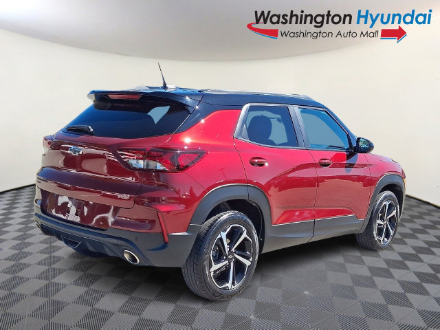 Used 2023 Chevrolet TrailBlazer RS w/ Sun and Liftgate Package AWD/4WD image 6