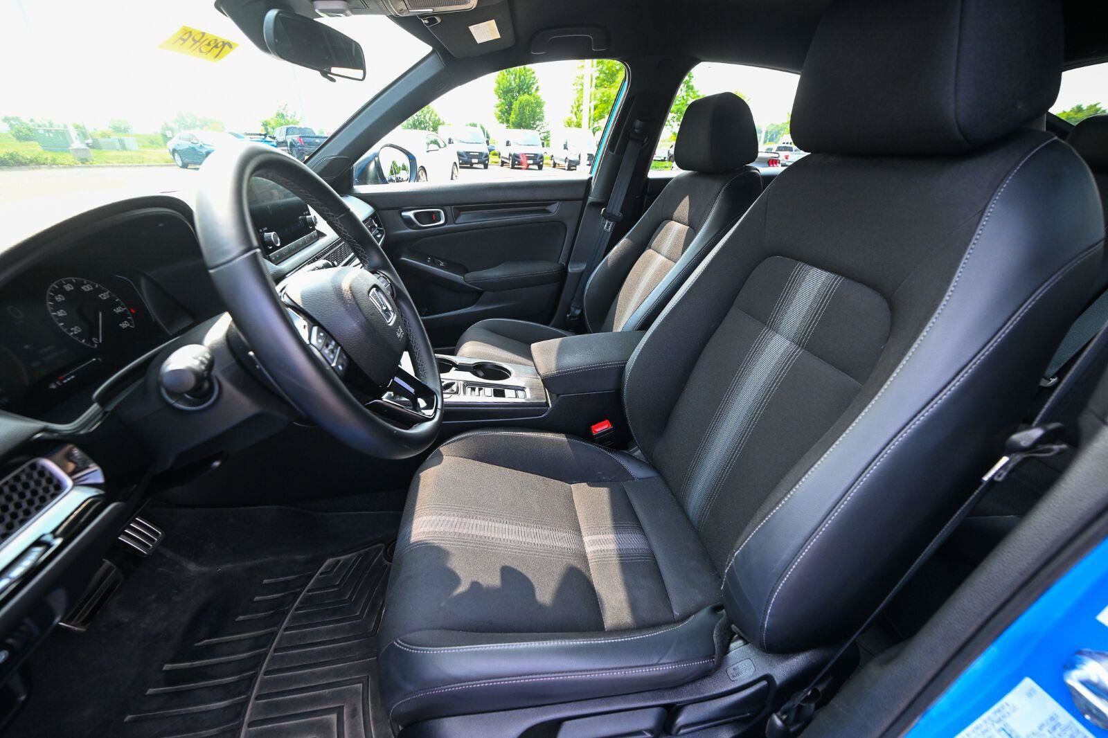 Used 2023 Honda Civic Sport image 18