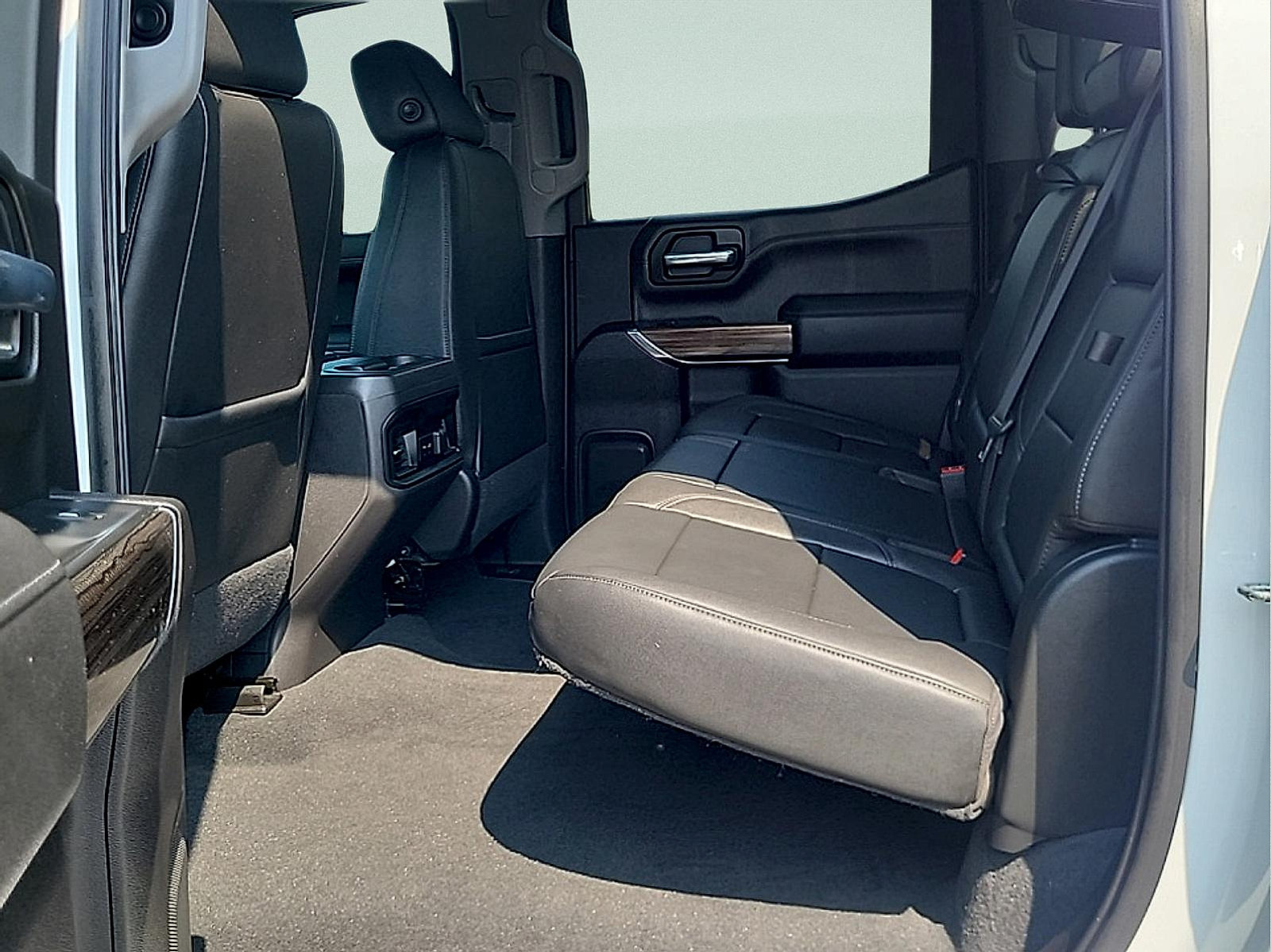 Used 2021 Chevrolet Silverado 1500 LT Trail Boss w/ Convenience Package II AWD/4WD image 12
