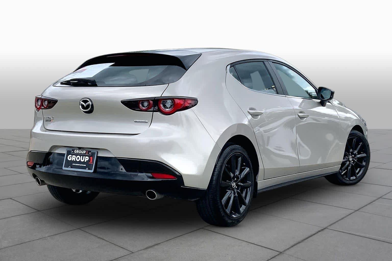 Used 2024 MAZDA MAZDA3 s FWD image 13