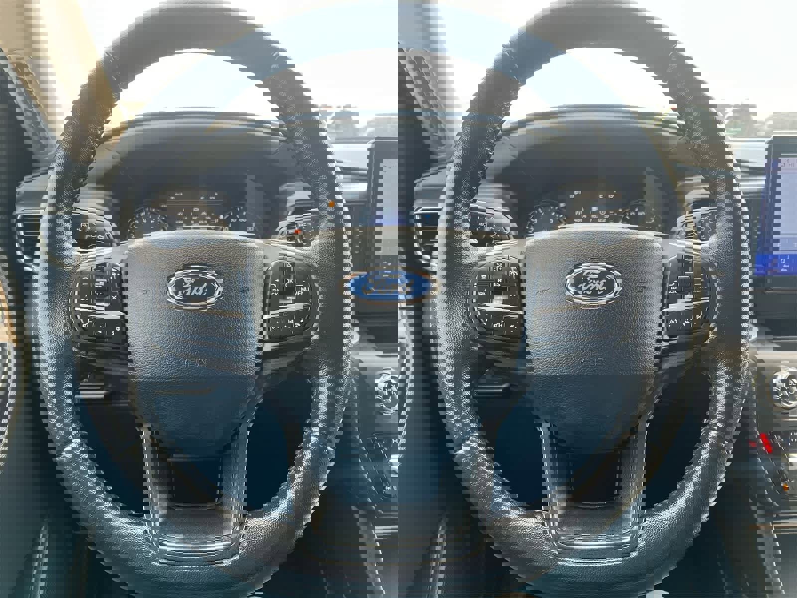 Used 2020 Ford Explorer XLT w/ Equipment Group 202A image 22