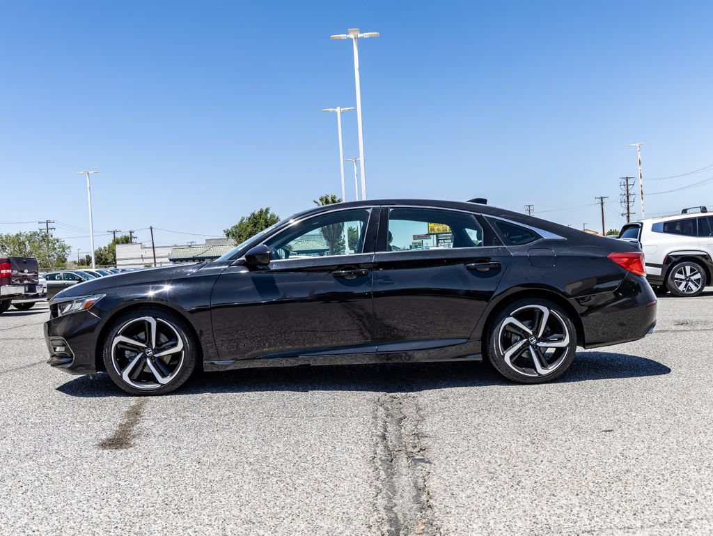 Used 2019 Honda Accord Sport image 3