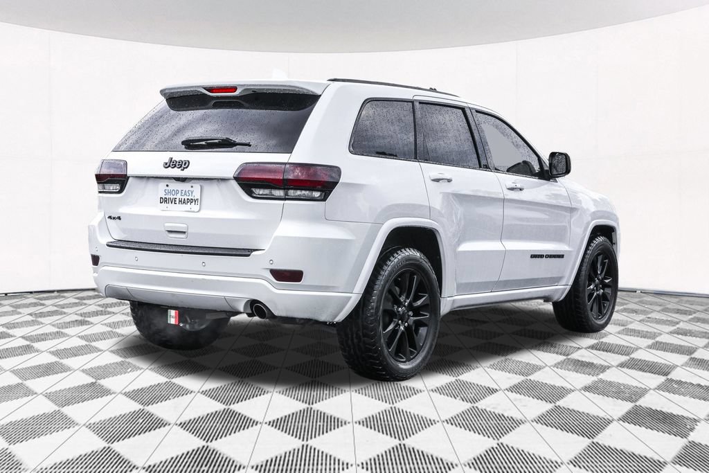 Used 2019 Jeep Grand Cherokee Altitude AWD/4WD image 13