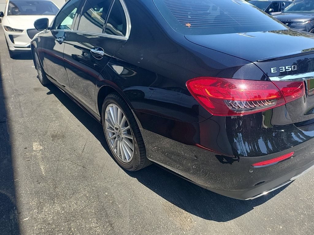 Used 2022 Mercedes-Benz E 350 Sedan image 6