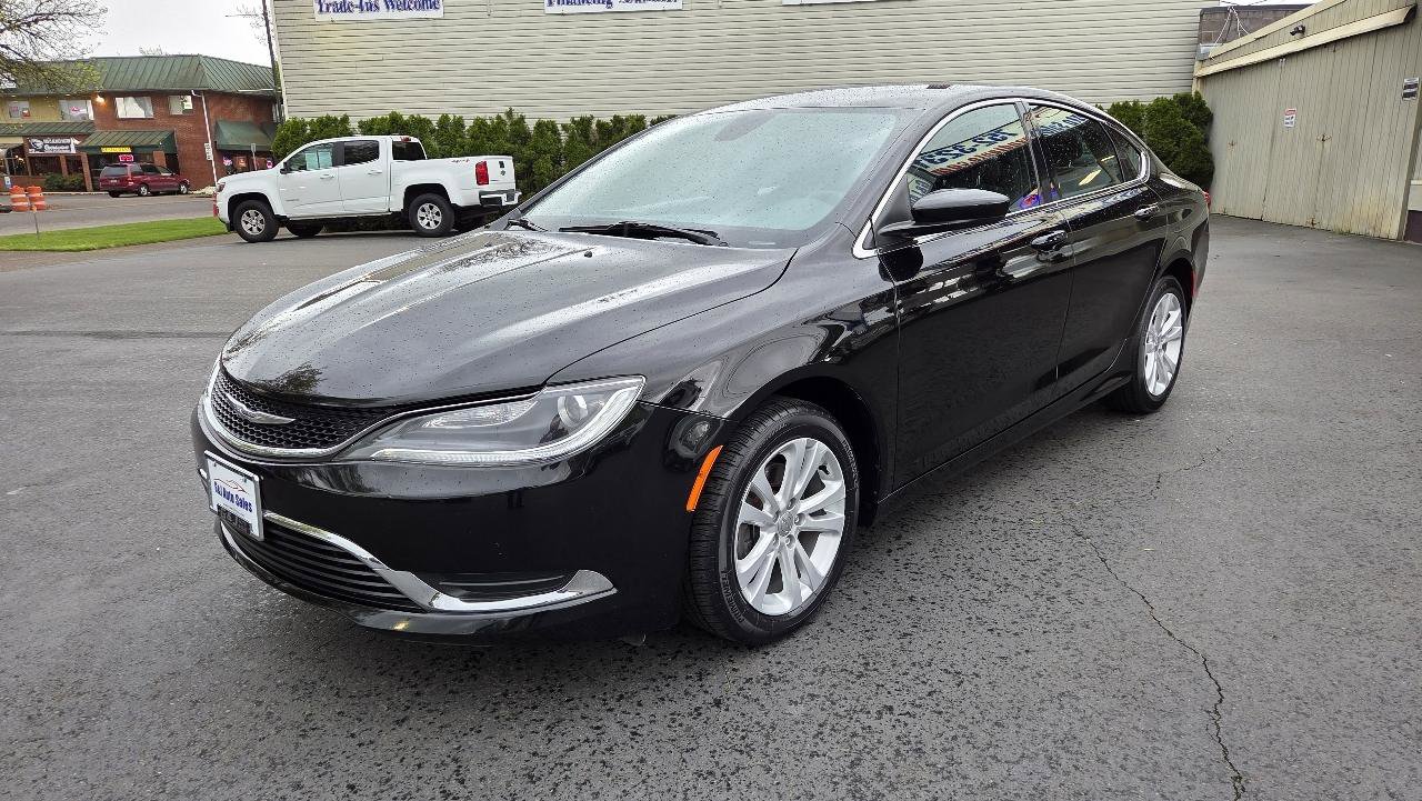Used 2015 Chrysler 200 Limited w/ Convenience Group FWD image 2