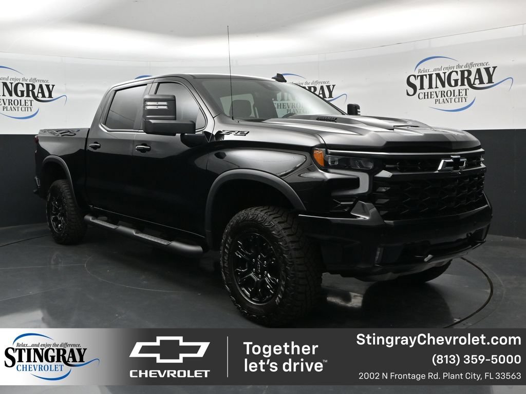 Used 2025 Chevrolet Silverado 1500 ZR2 w/ Technology Package AWD/4WD image 1
