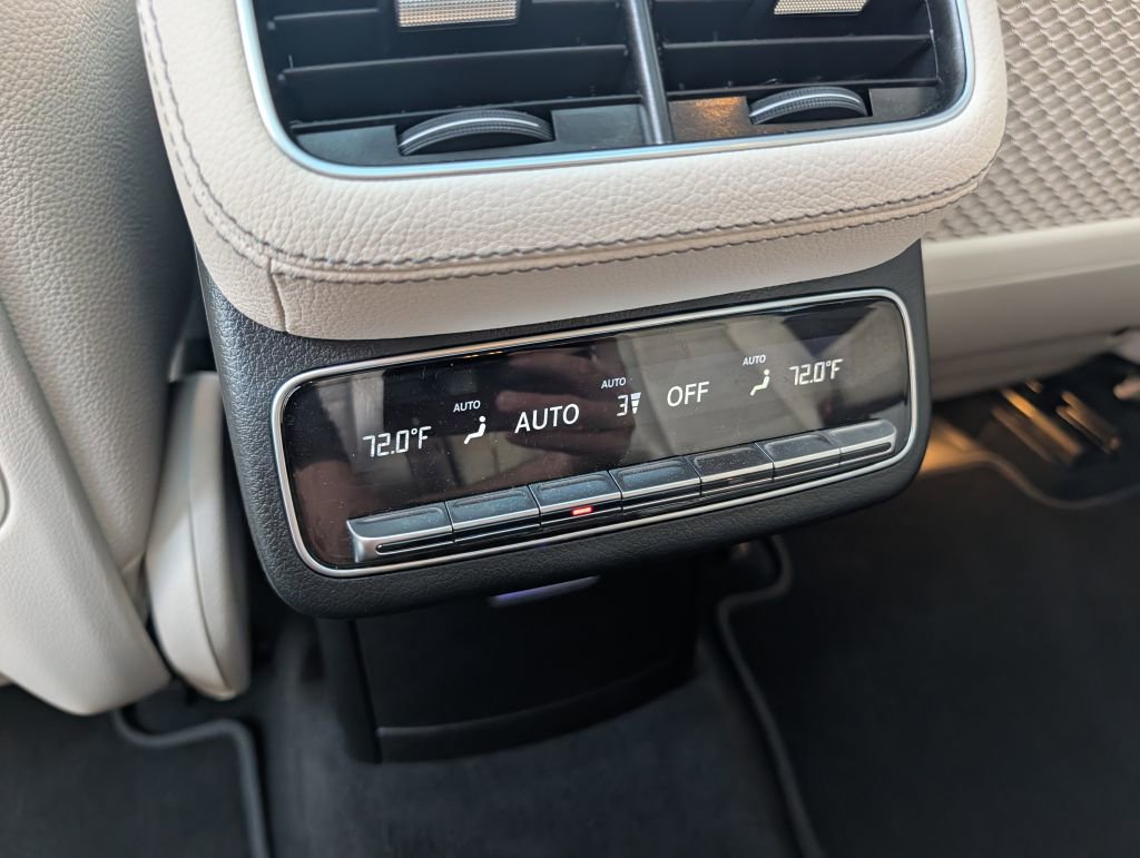 Used 2026 Mercedes-Benz GLS 450 4MATIC image 20