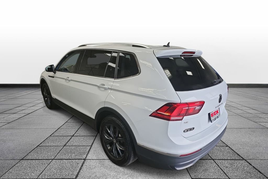 Used 2024 Volkswagen Tiguan SE image 7