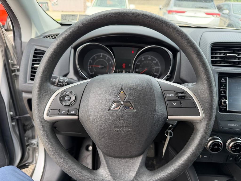 Used 2024 Mitsubishi Outlander Sport ES AWD/4WD image 15