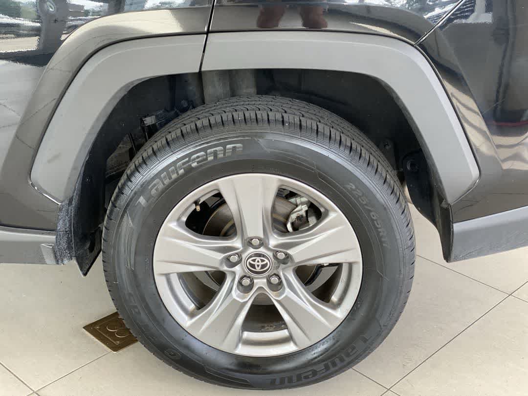 Used 2024 Toyota RAV4 XLE w/ Convenience Package AWD/4WD image 13