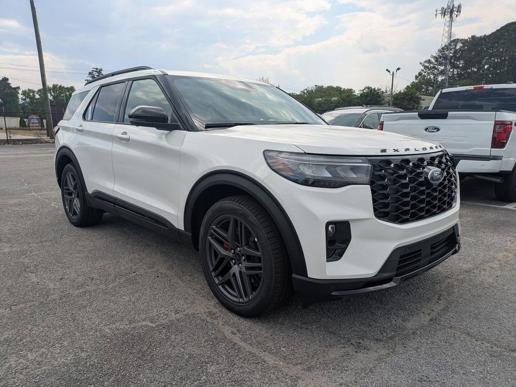 New 2026 Ford Explorer ST RWD image 2