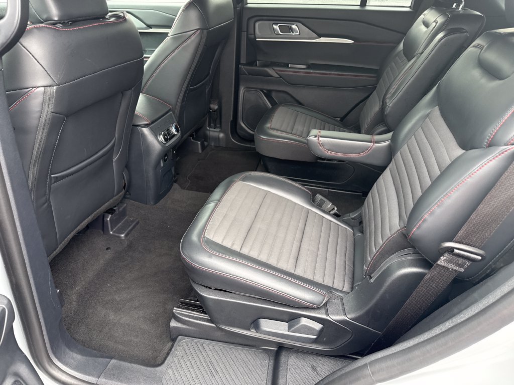 Used 2026 Ford Explorer ST-Line AWD/4WD image 19