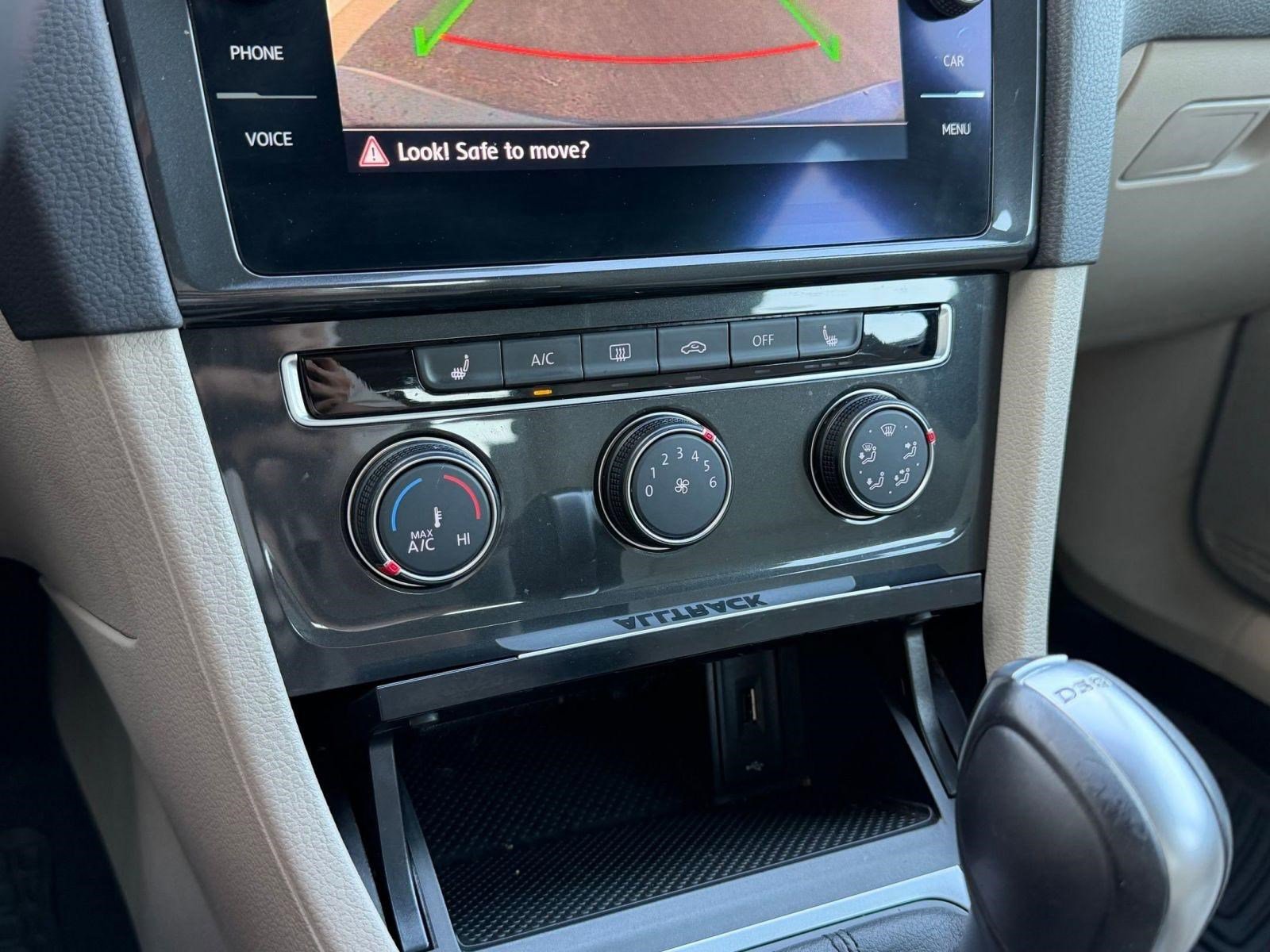 Used 2019 Volkswagen Golf Alltrack SE AWD/4WD image 18