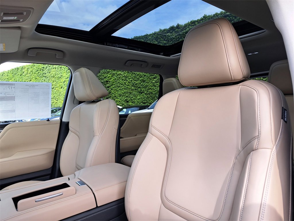 New 2026 INFINITI QX80 Pure w/ Cargo Package image 20