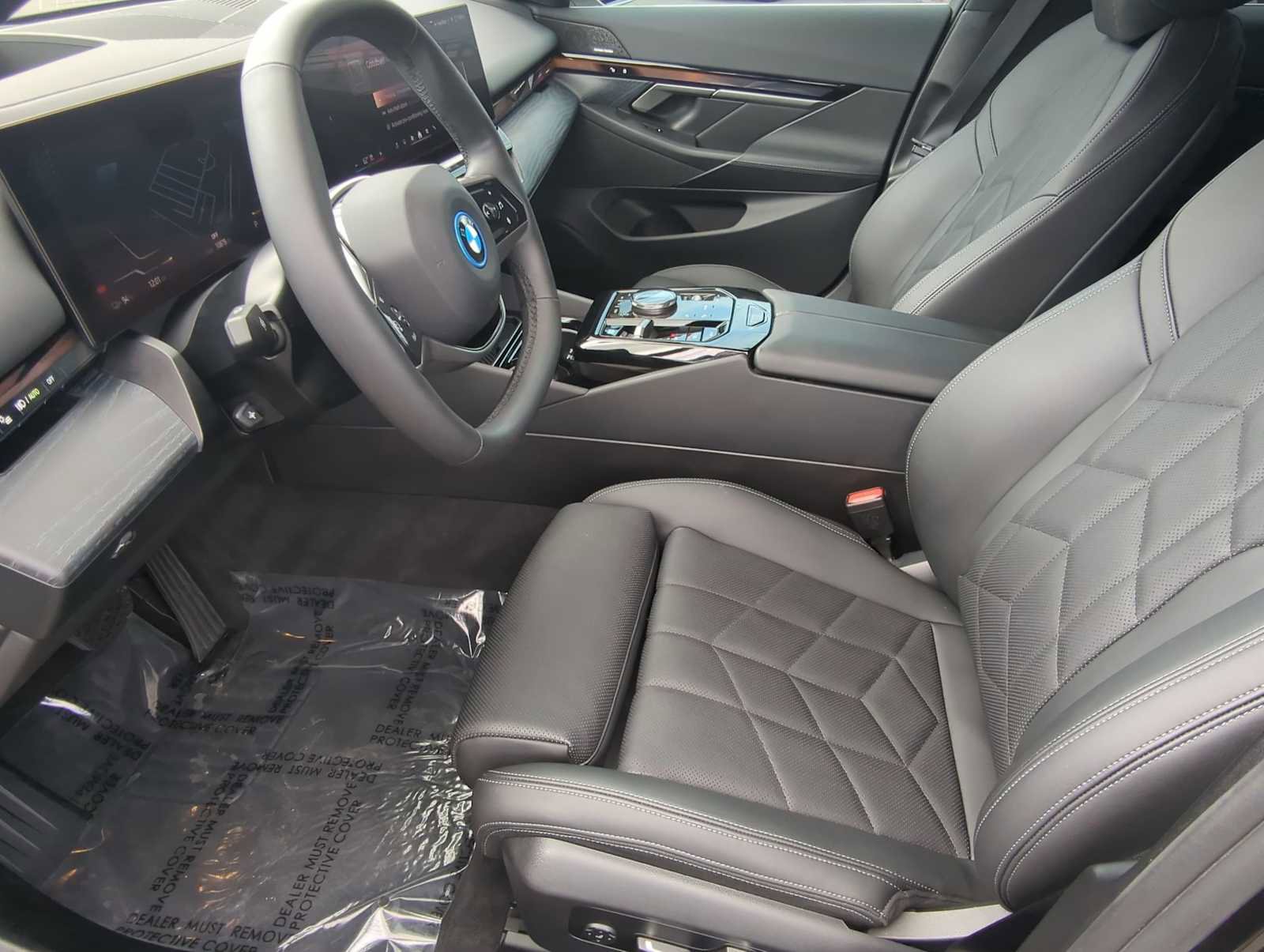 Used 2024 BMW i5 eDrive40i w/ Premium Package image 10