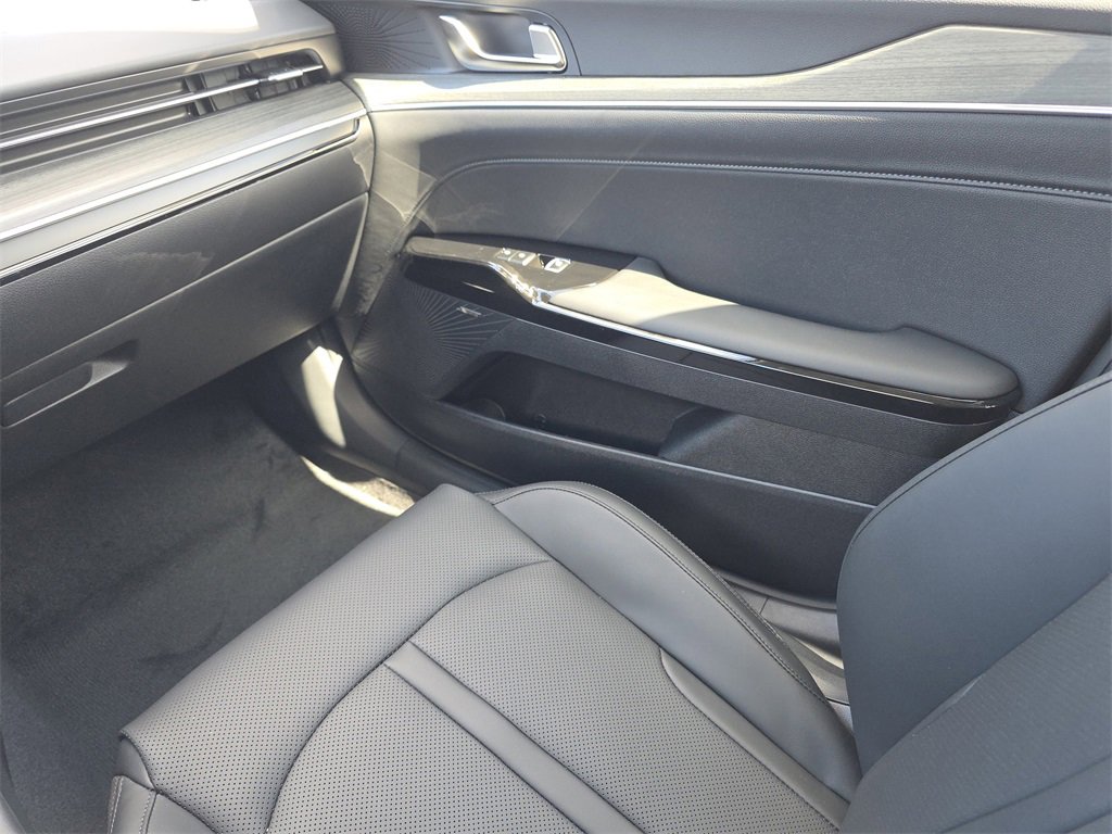 New 2026 Kia K5 EX image 17