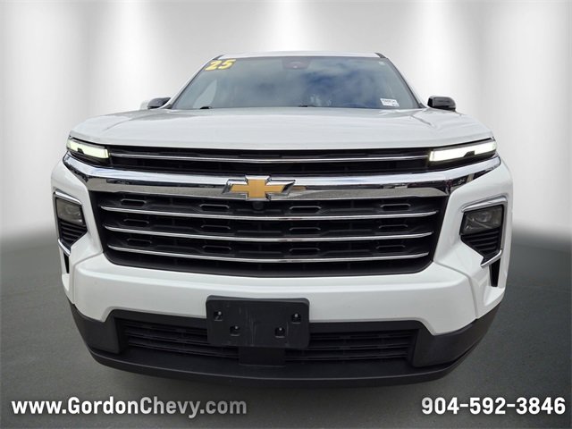 Used 2025 Chevrolet Traverse LT image 9