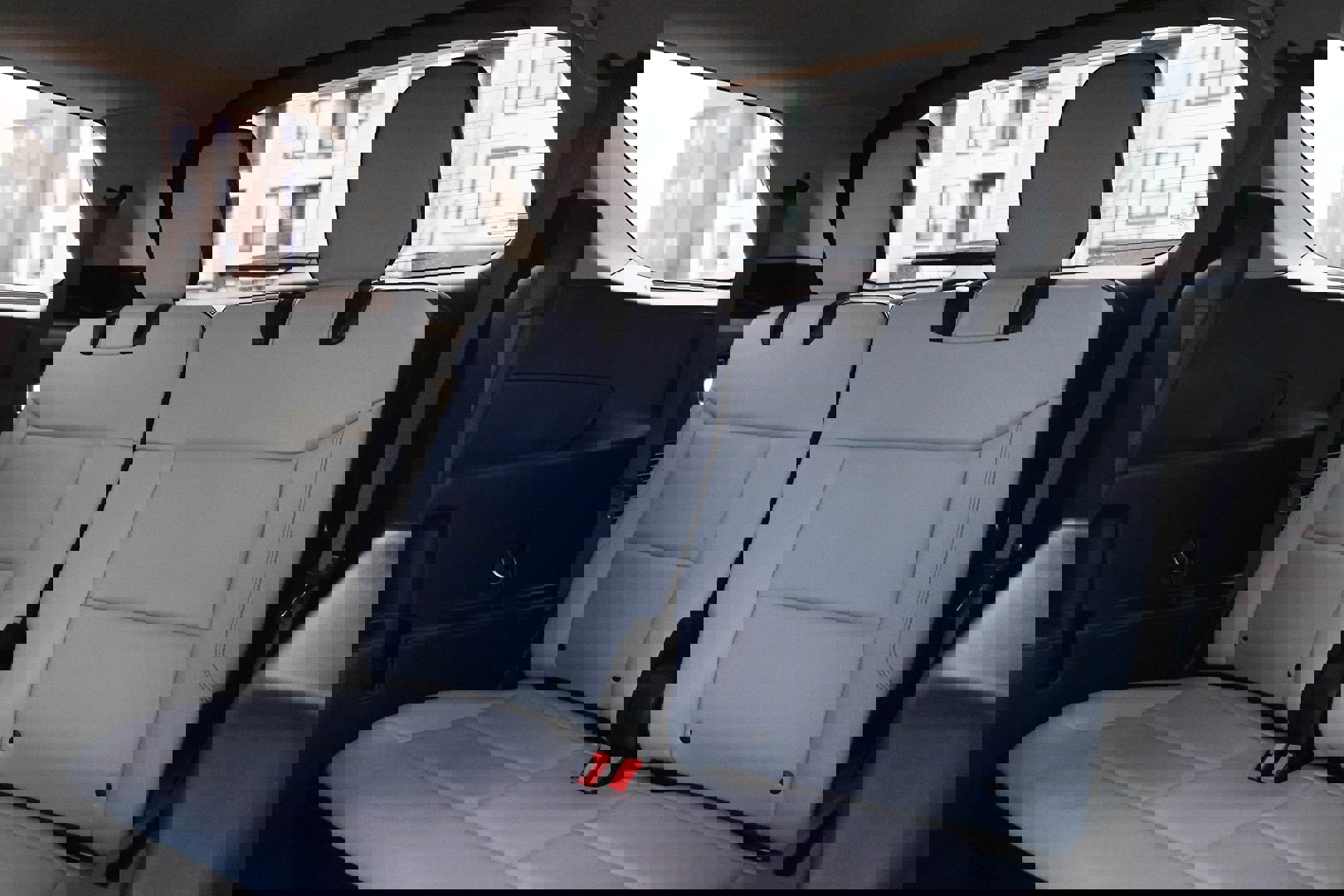 Used 2021 Ford Explorer XLT w/ Equipment Group 202A image 20