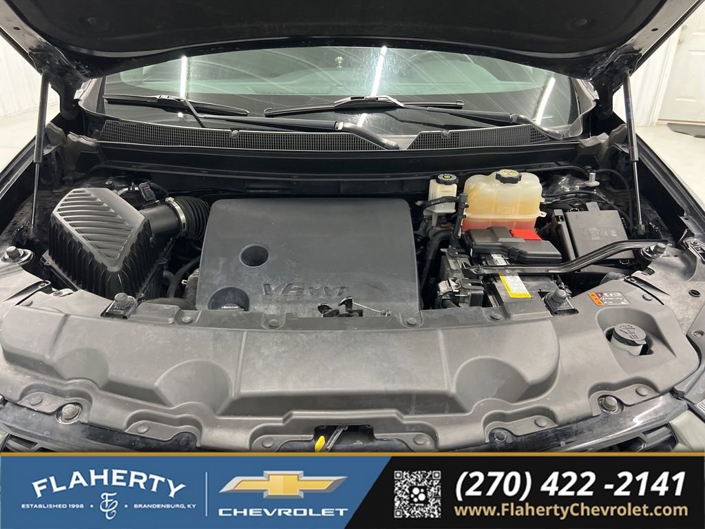 Used 2022 Chevrolet Traverse RS w/ LPO, Floor Liner Package AWD/4WD image 16