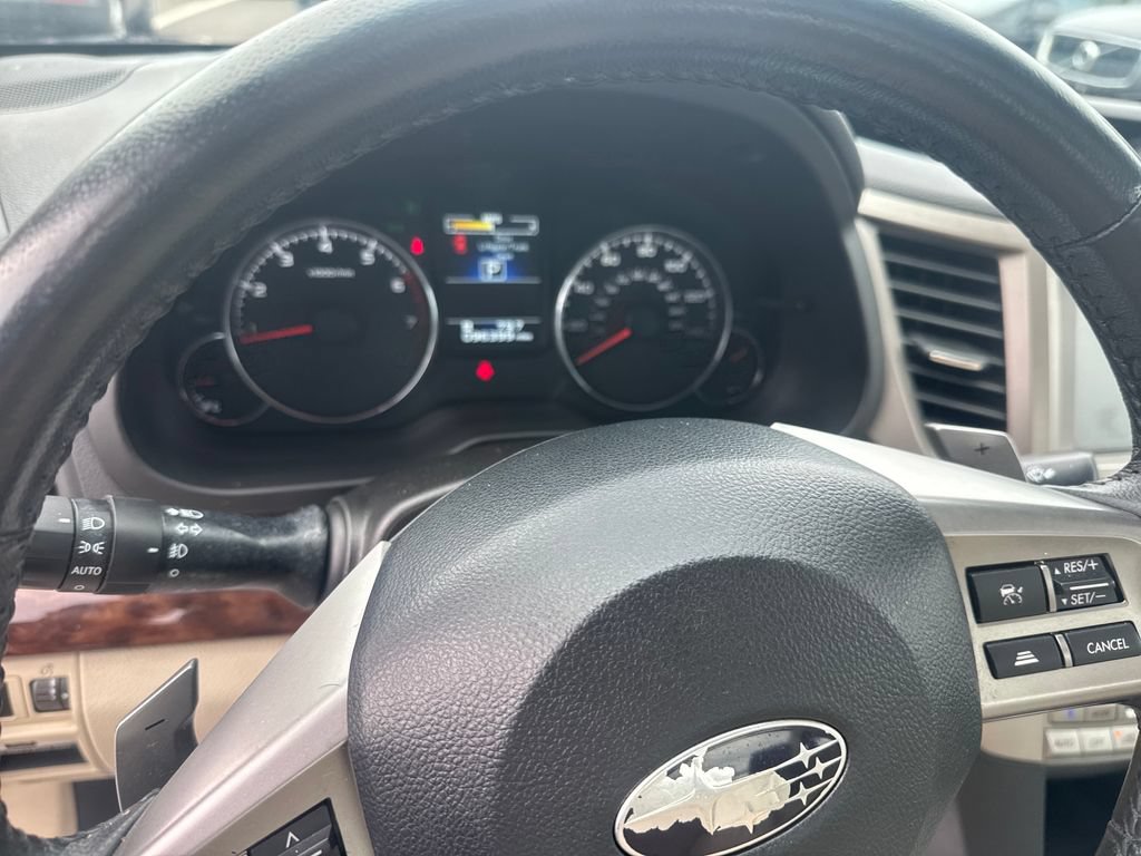 Used 2013 Subaru Legacy 2.5i Limited AWD/4WD image 15