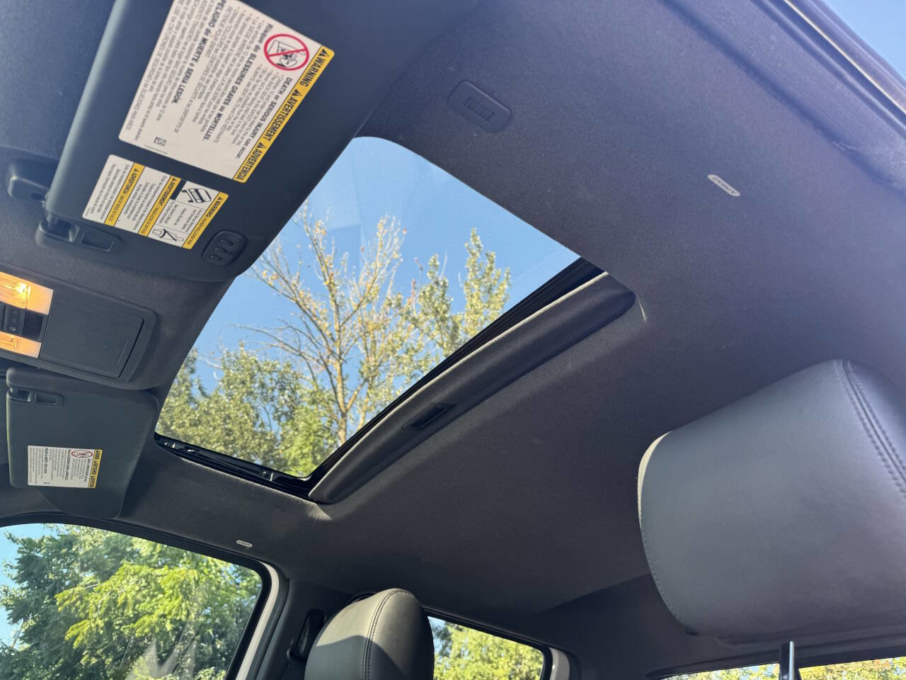 Used 2015 Ford F250 Platinum w/ FX4 Off-Road Package image 13