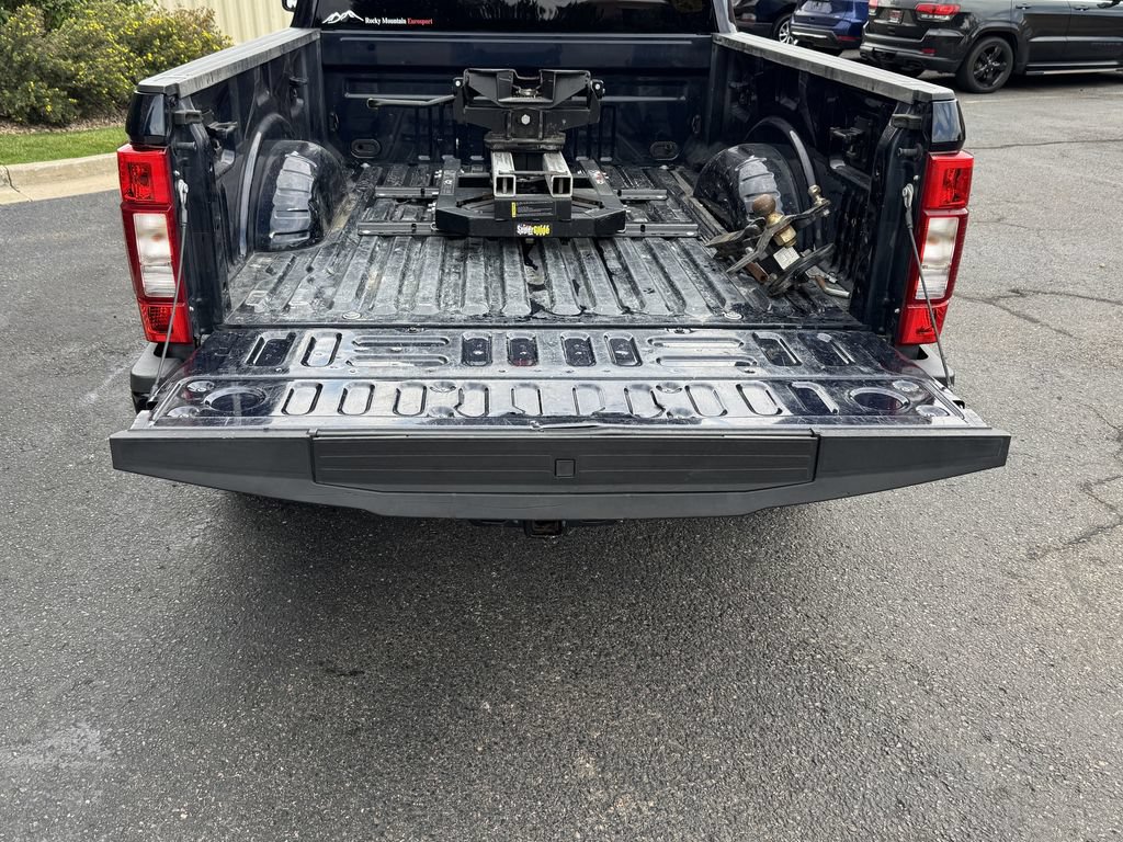 Used 2022 Ford F250 Lariat w/ Lariat Ultimate Package AWD/4WD image 9